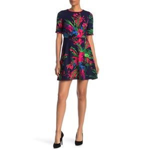 Vince Camuto | NWT Floral Scuba Fit & Flare Dress